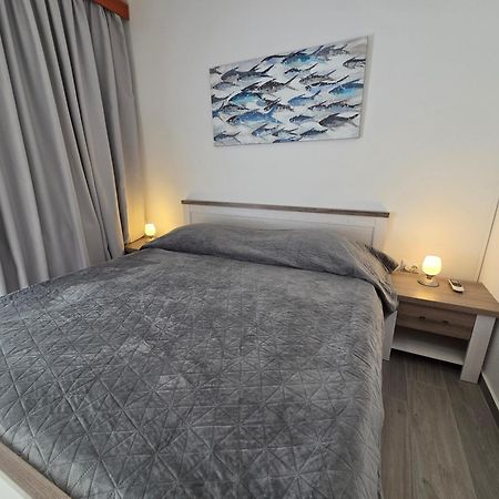 באסקה Apartments & Rooms Nensi מראה חיצוני תמונה