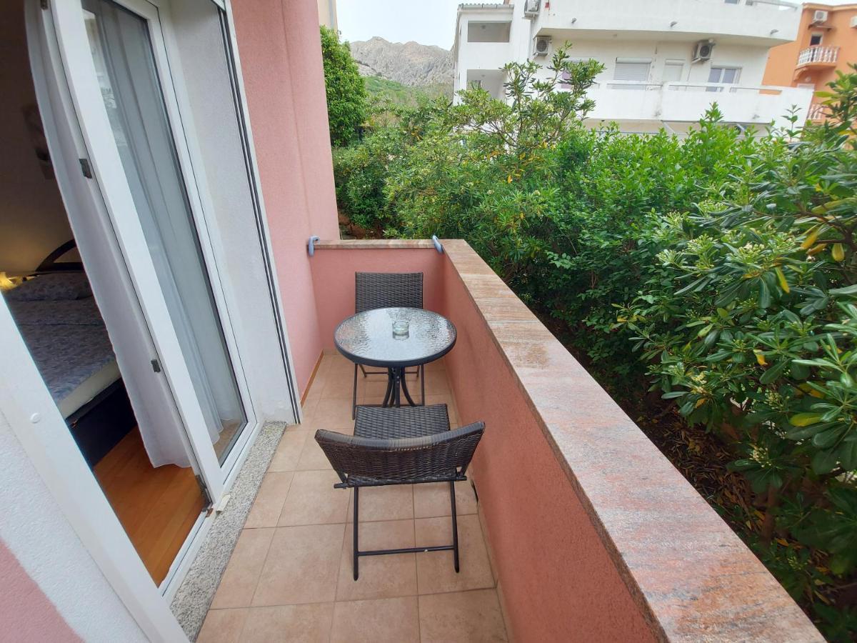 באסקה Apartments & Rooms Nensi מראה חיצוני תמונה