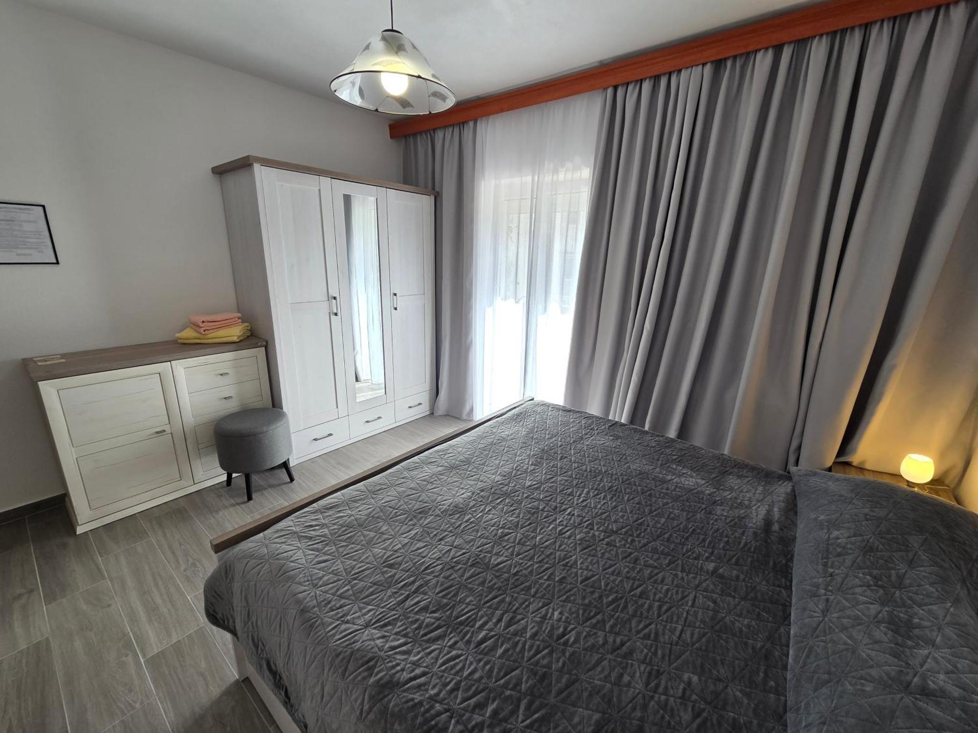 באסקה Apartments & Rooms Nensi מראה חיצוני תמונה
